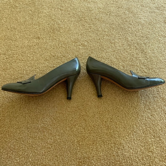 Vintage Yves Saint Laurent Grey Leather Pumps 35.5 - Picture 6 of 6
